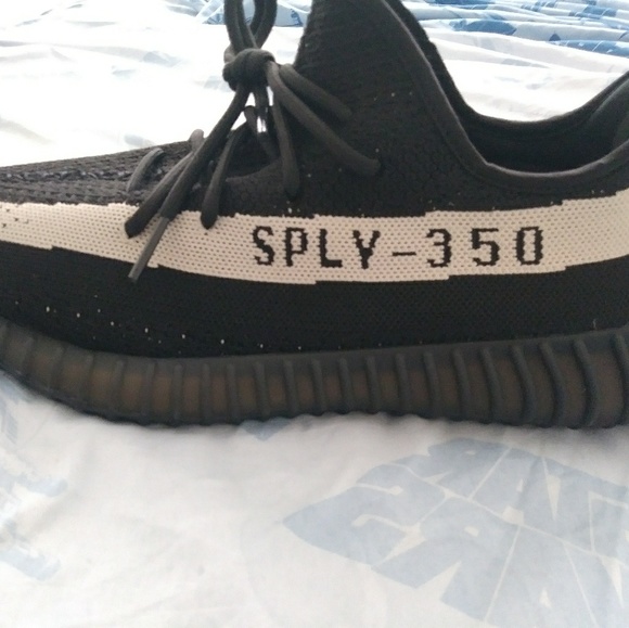 Original Dead Stock Adias yeezy v2 Oreo\'s main image 8